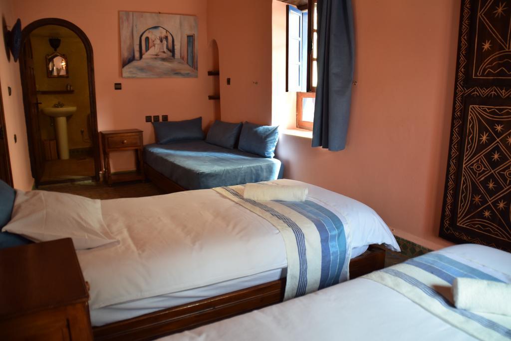 Riad Saltana Esauira Habitación foto